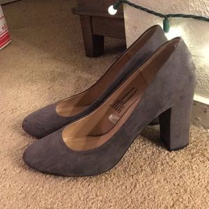 4” gray Swede heels